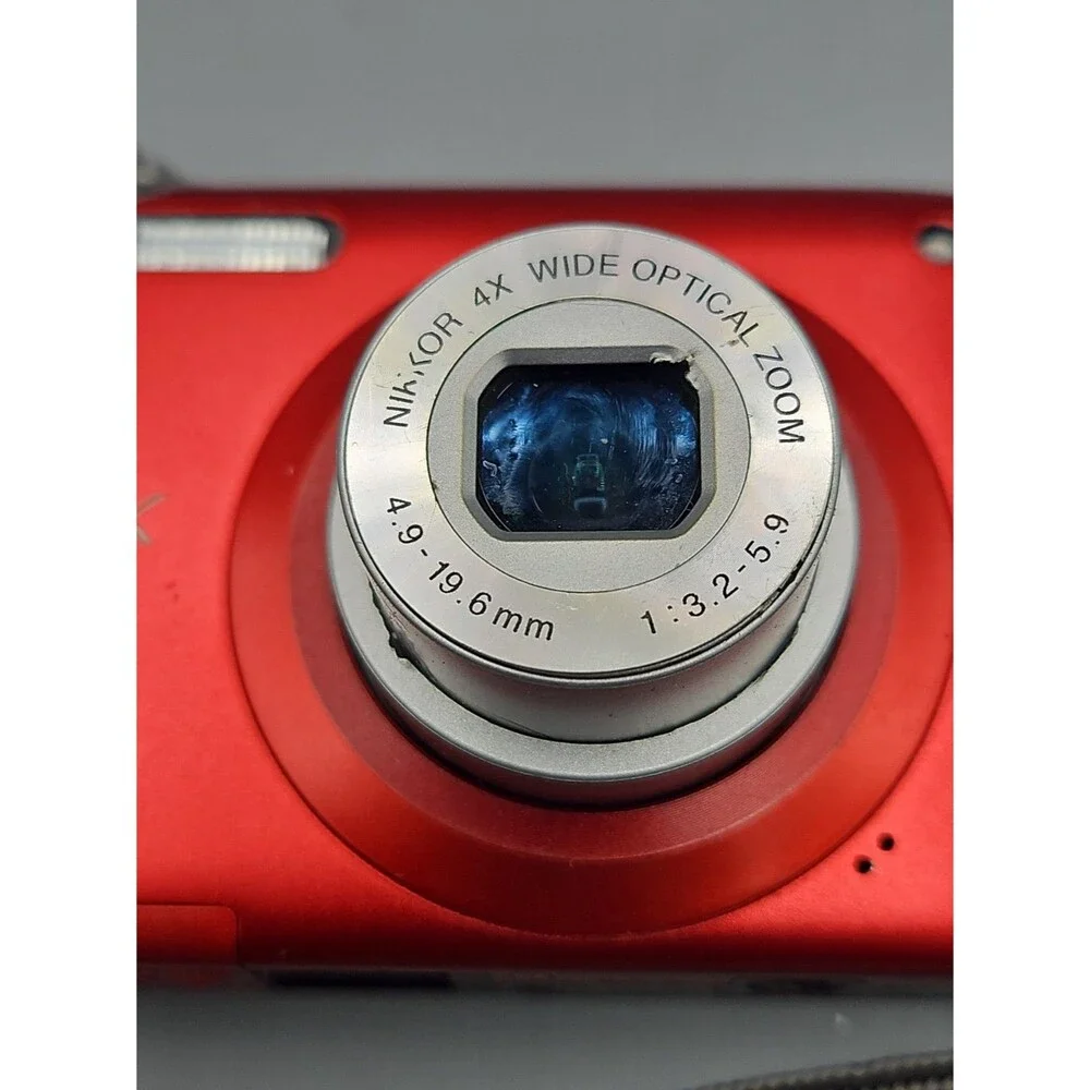 Nikon Coolpix S205 Digital Camera Red With Charger & SD Memory Tested Works READ